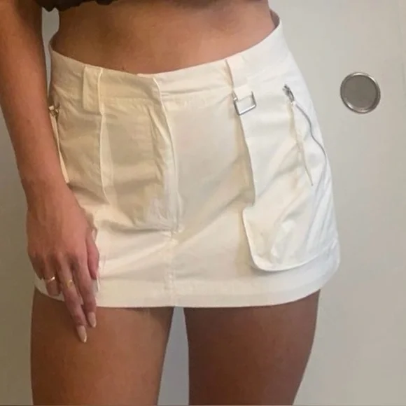 Zara White Cargo Utility Skort — EU Size L / US M-L - Picture 1 of 5